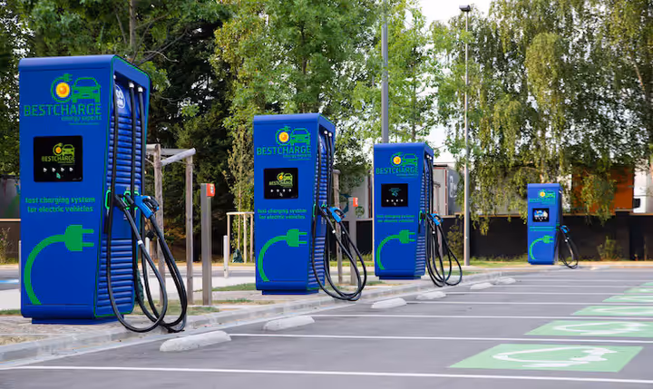 Understanding EV Charging Stations: An Educational Overview with Electric Mobility Insights